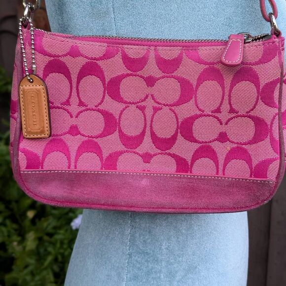 Coach Y2K Signature C Hot Pink Demi Canvas Leather Shoulder Bag. 6094 - Picture 3 of 8